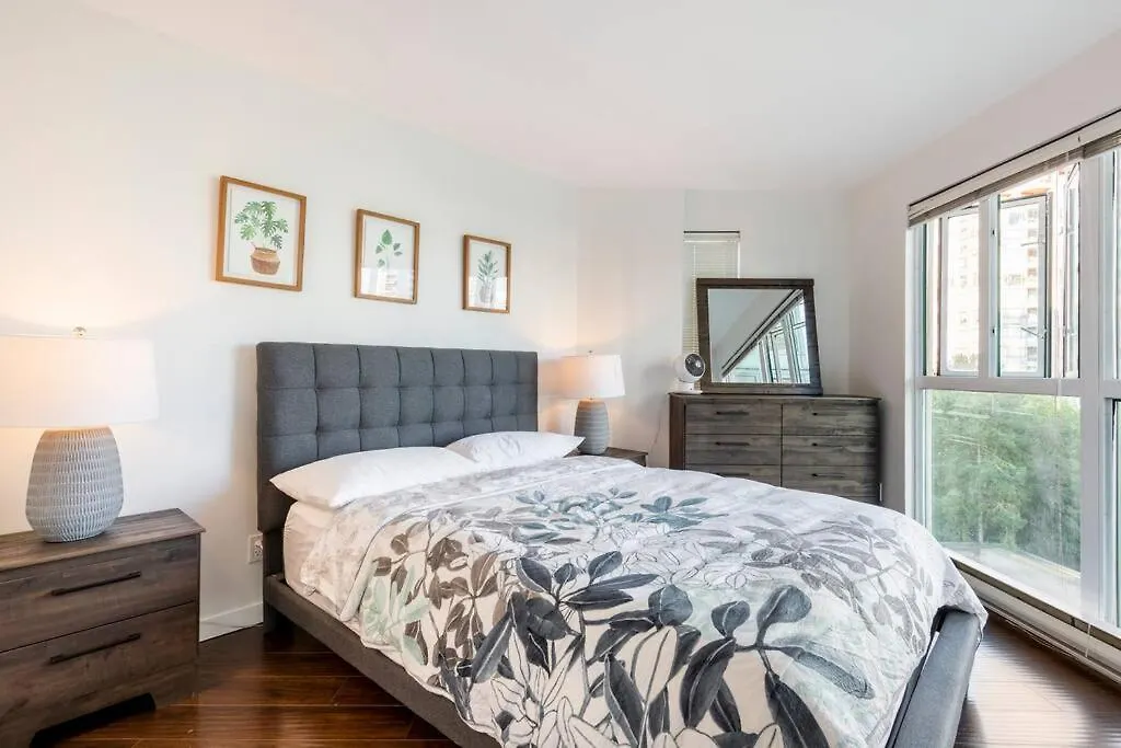 Luxury 2-Bedroom Condo Beach Side Yaletown Vancouver Apartament