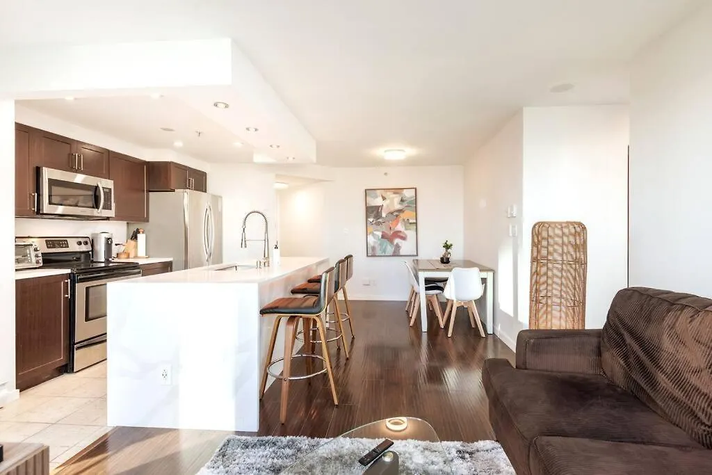 Luxury 2-Bedroom Condo Beach Side Yaletown Vancouver Apartament